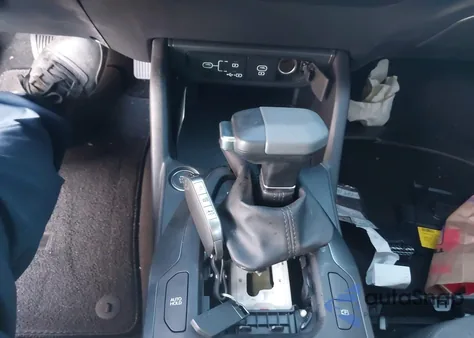 2025 Kia K4 Lxs из США, поврежденный, VIN 3KPFT4DE8SE174603